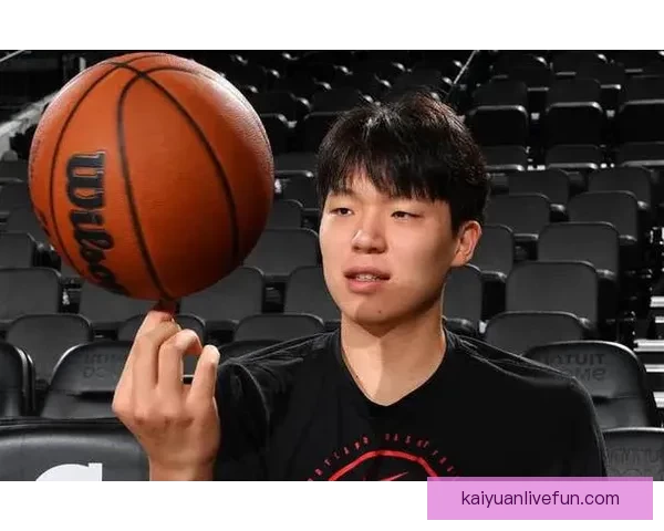 开拓者官宣杨瀚森下放混音队将随队征战季后赛迎来关键成长机会